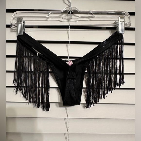 🛍️ Miner Creations  One Size Fringe bottom. (bikini bottom)? Don’t know - Picture 6 of 7